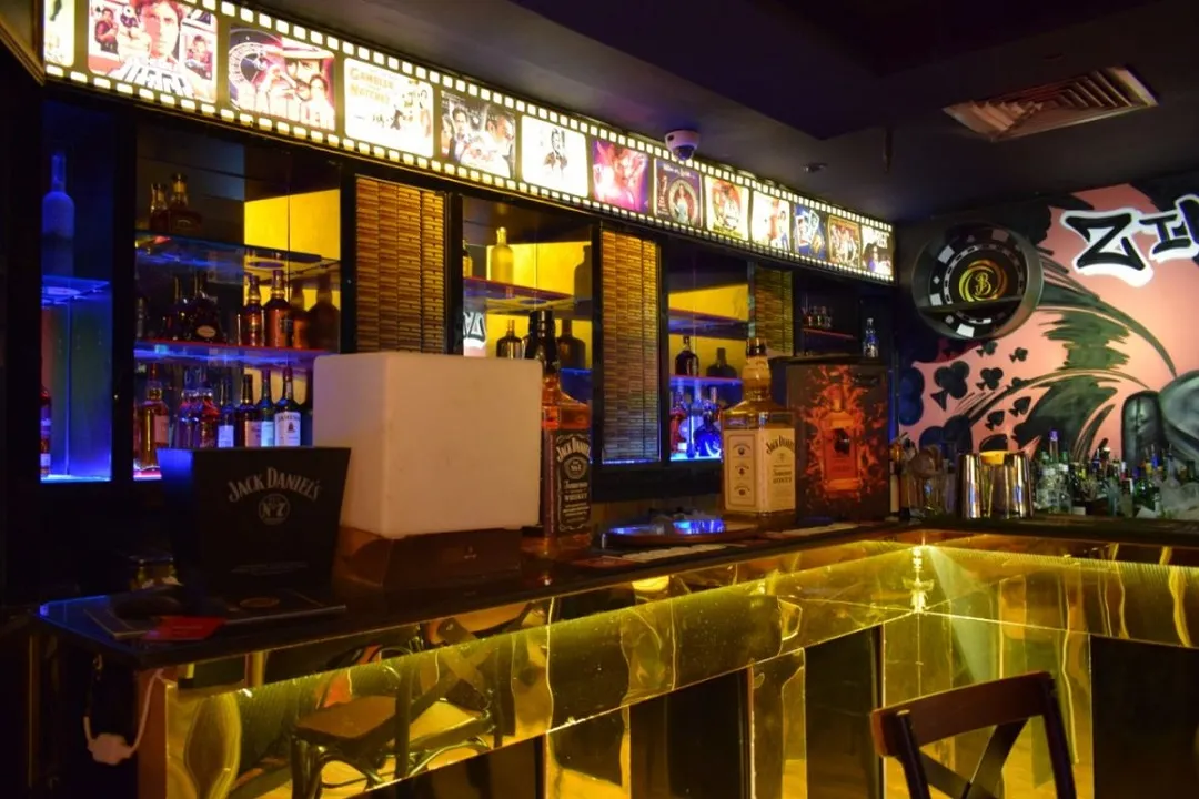 دبی با پیروی از مدلهای موفق شهرهایی مانند لاس وگاس یا ماکائو، میتواند جایگاه خود را به عنوان یکی از مقاصد اصلی برای گردشگران لوکس و سرمایهگذاران تقویت کند.