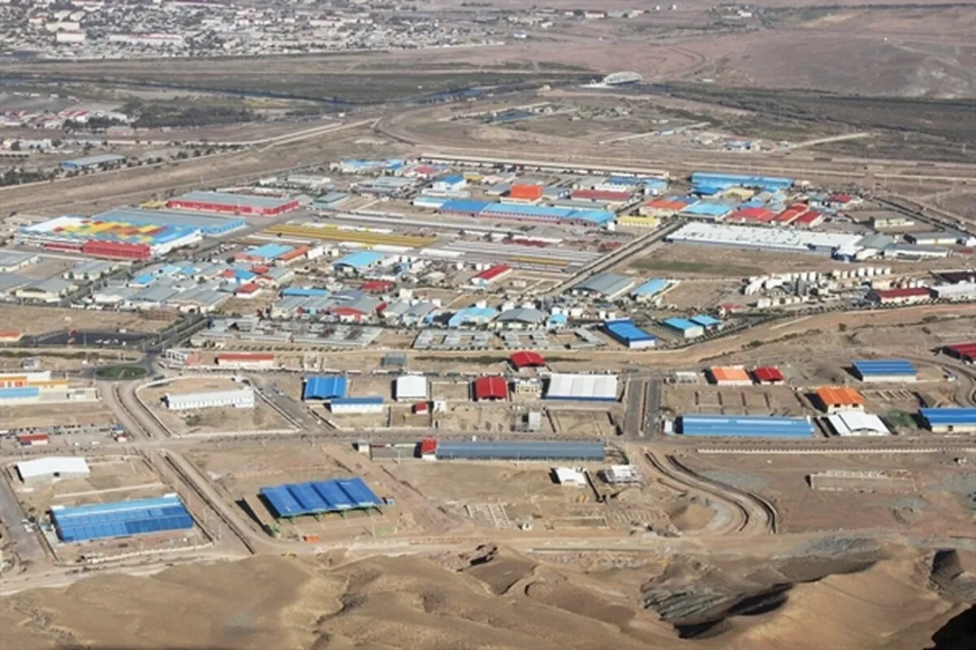 مناطق آزاد اقتصادی در دبی امکان مالکیت ۱۰۰٪ خارجی، معافیت مالیاتی برای راه اندازان کسب دارد