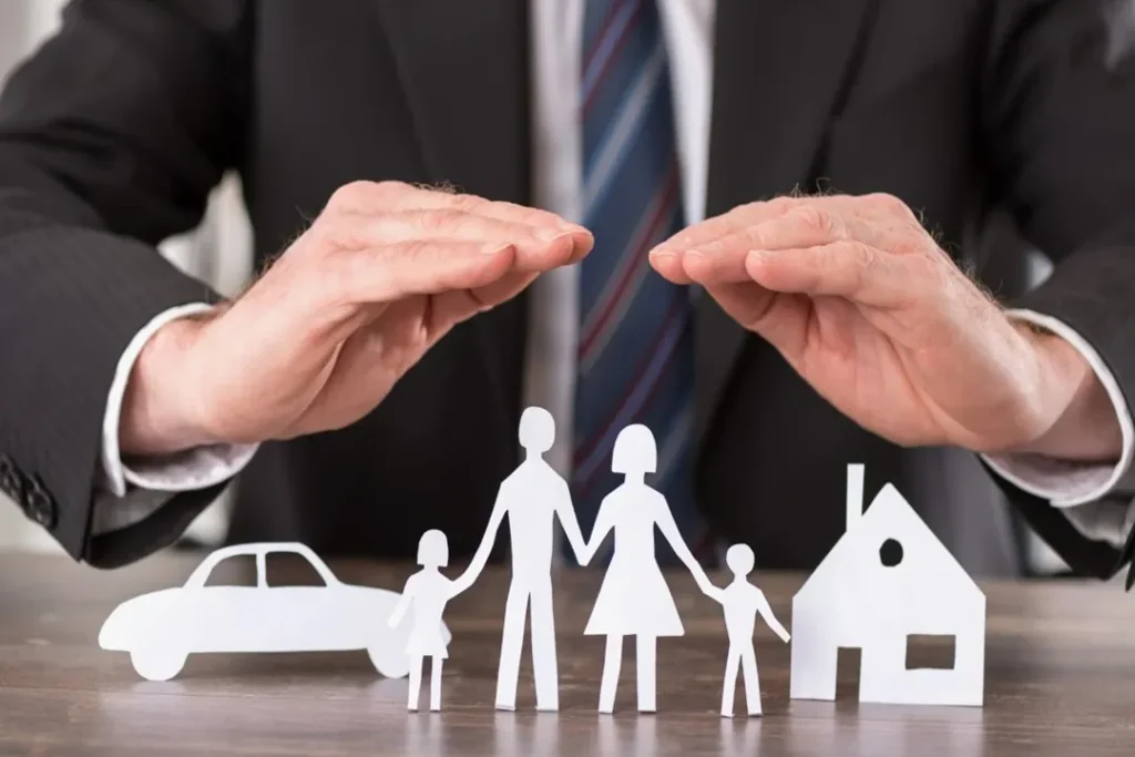 بهترین بیمه برای مهاجران به دبی